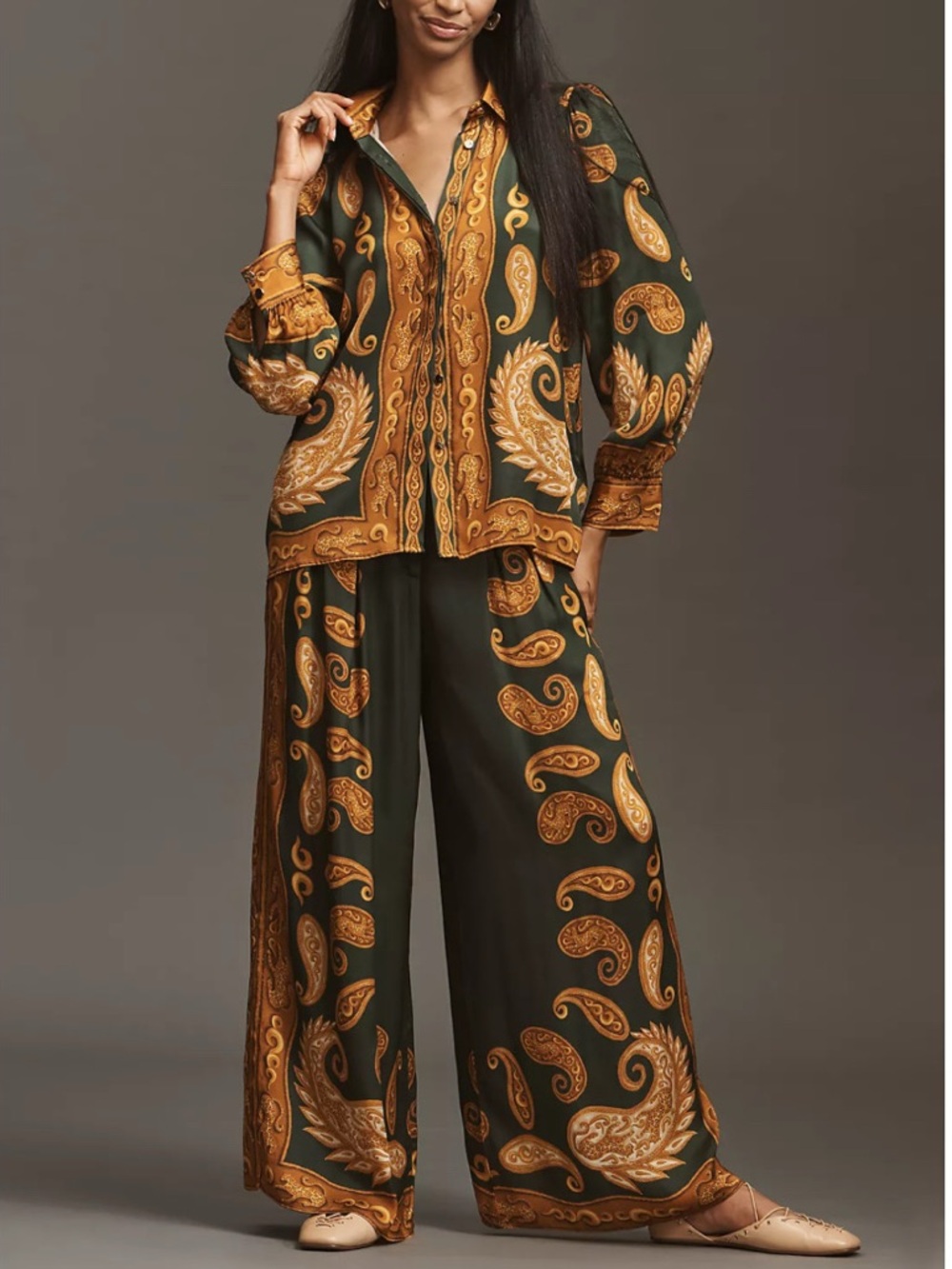 FARM Rio Olive Green Wide-Leg Pants with Golden Paisley Print Size Small NWT